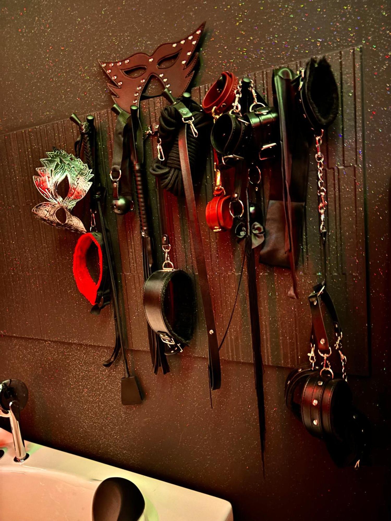 Romeo Nights - - Adults Only Love hotel