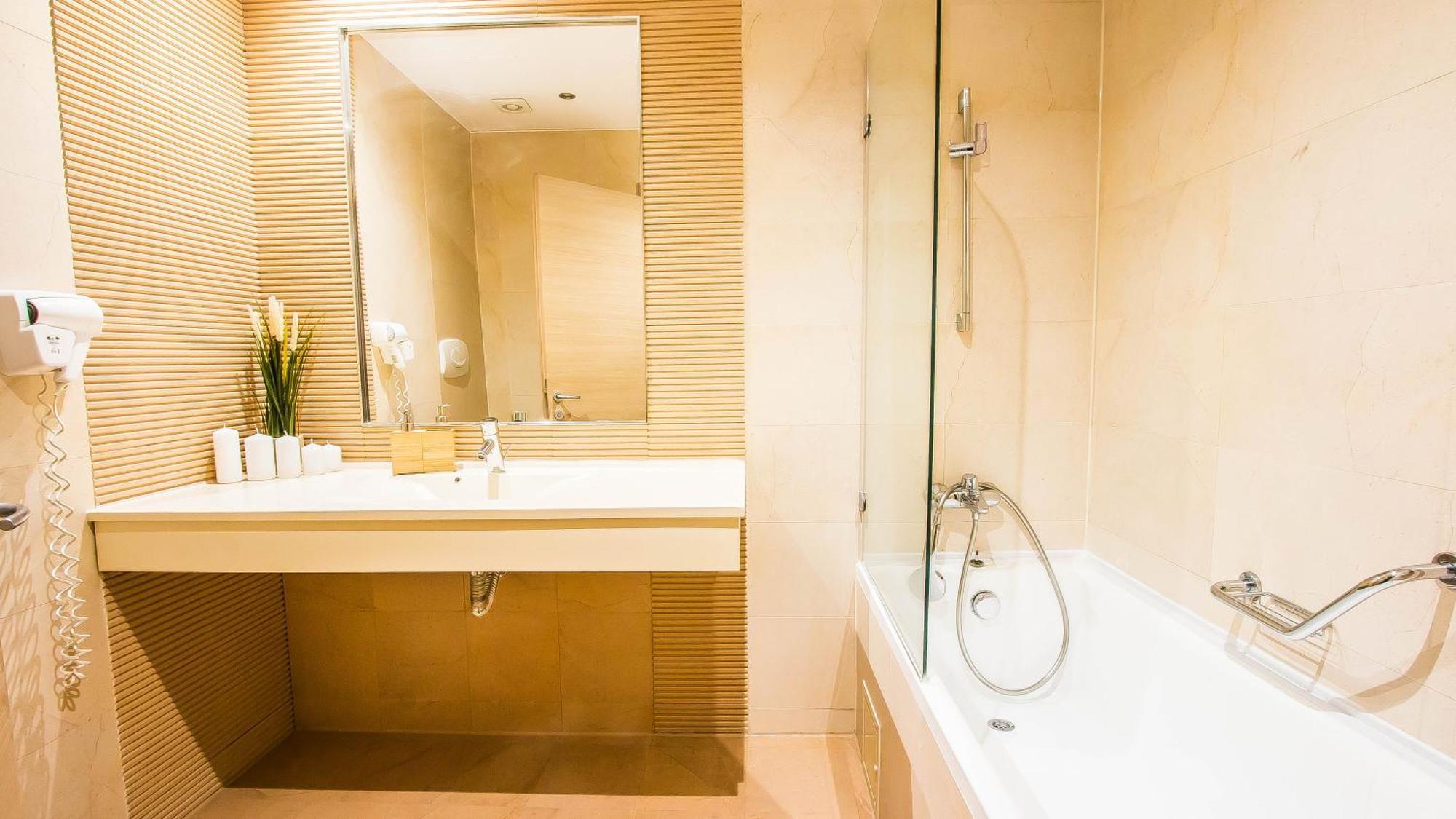 Romeo Nights - - Adults Only 3* Bucharest