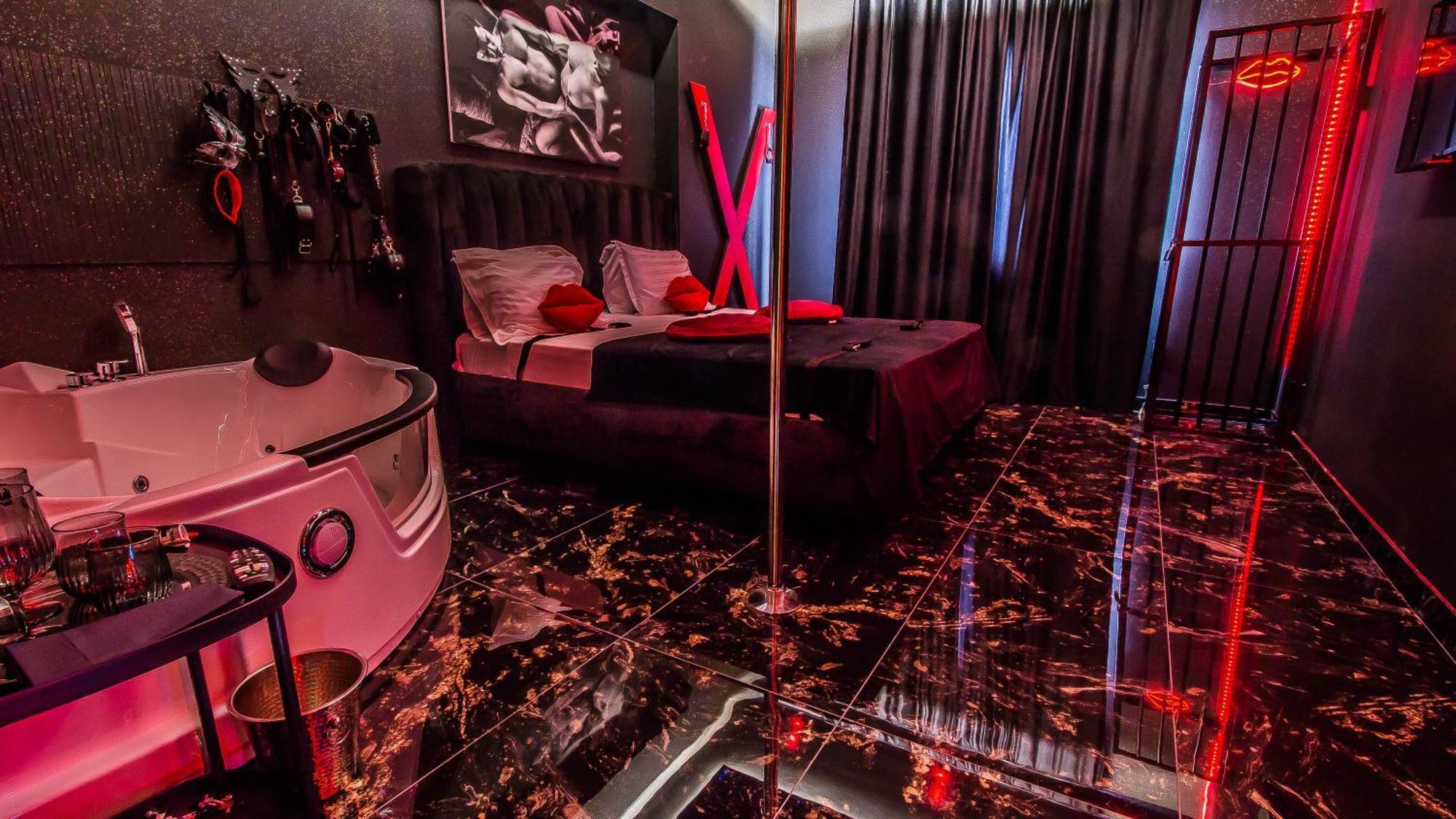 Romeo Nights - - Adults Only 3* Bucarest