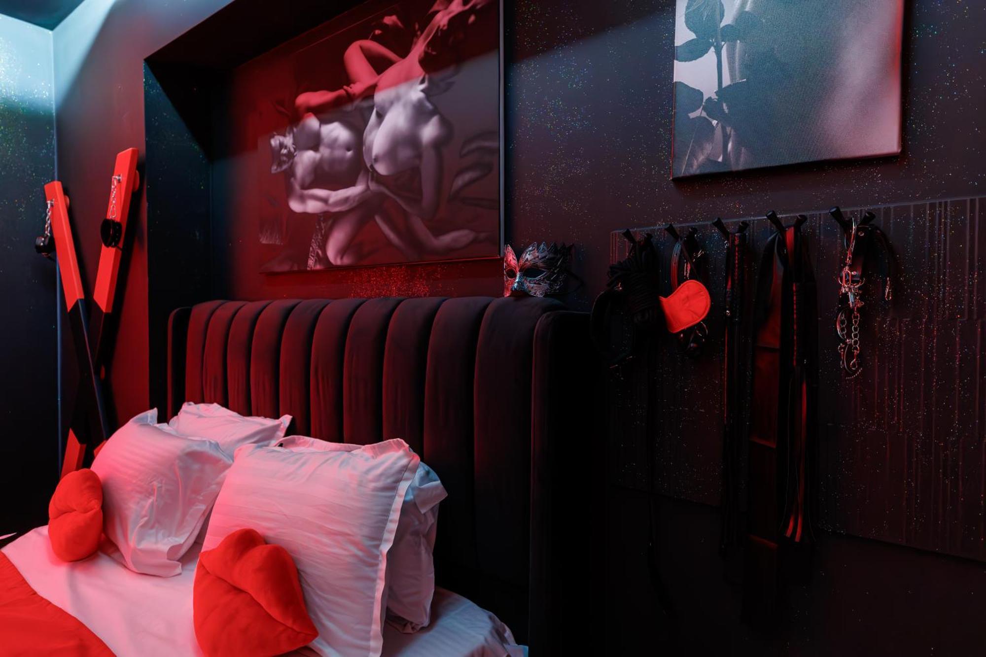 Romeo Nights - - Adults Only Bucharest