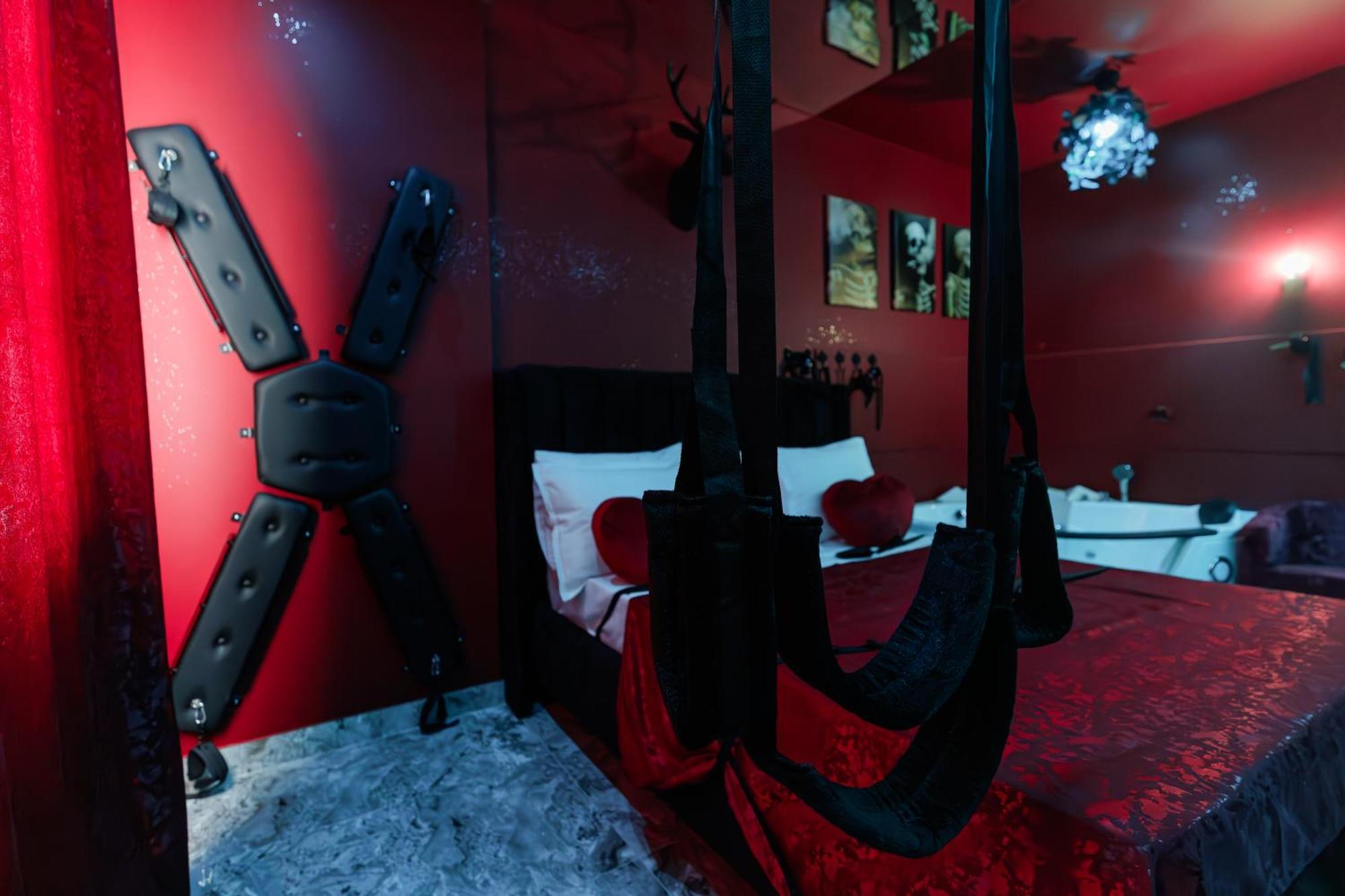 Love hotel Romeo Nights - - Adults Only Bucharest